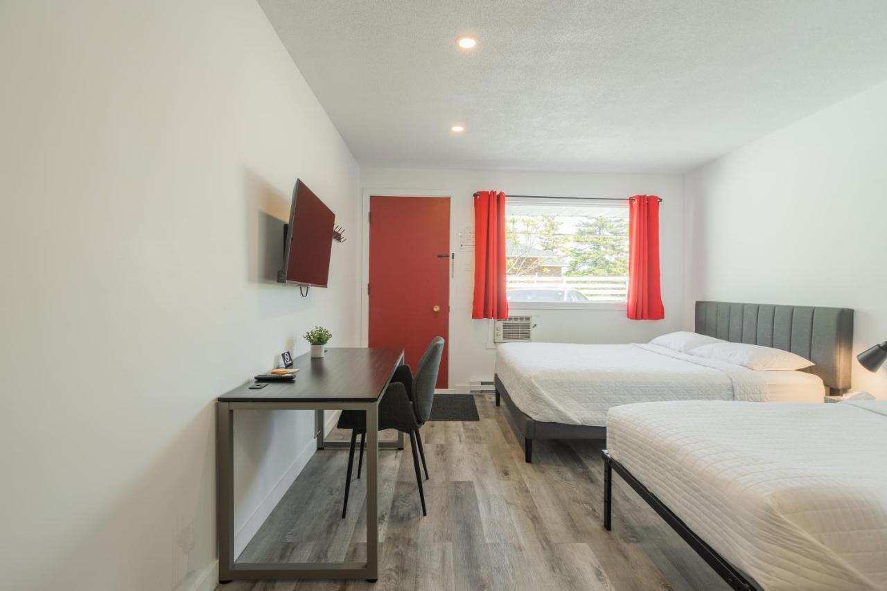 Motel Champlain ブロサード エクステリア 写真