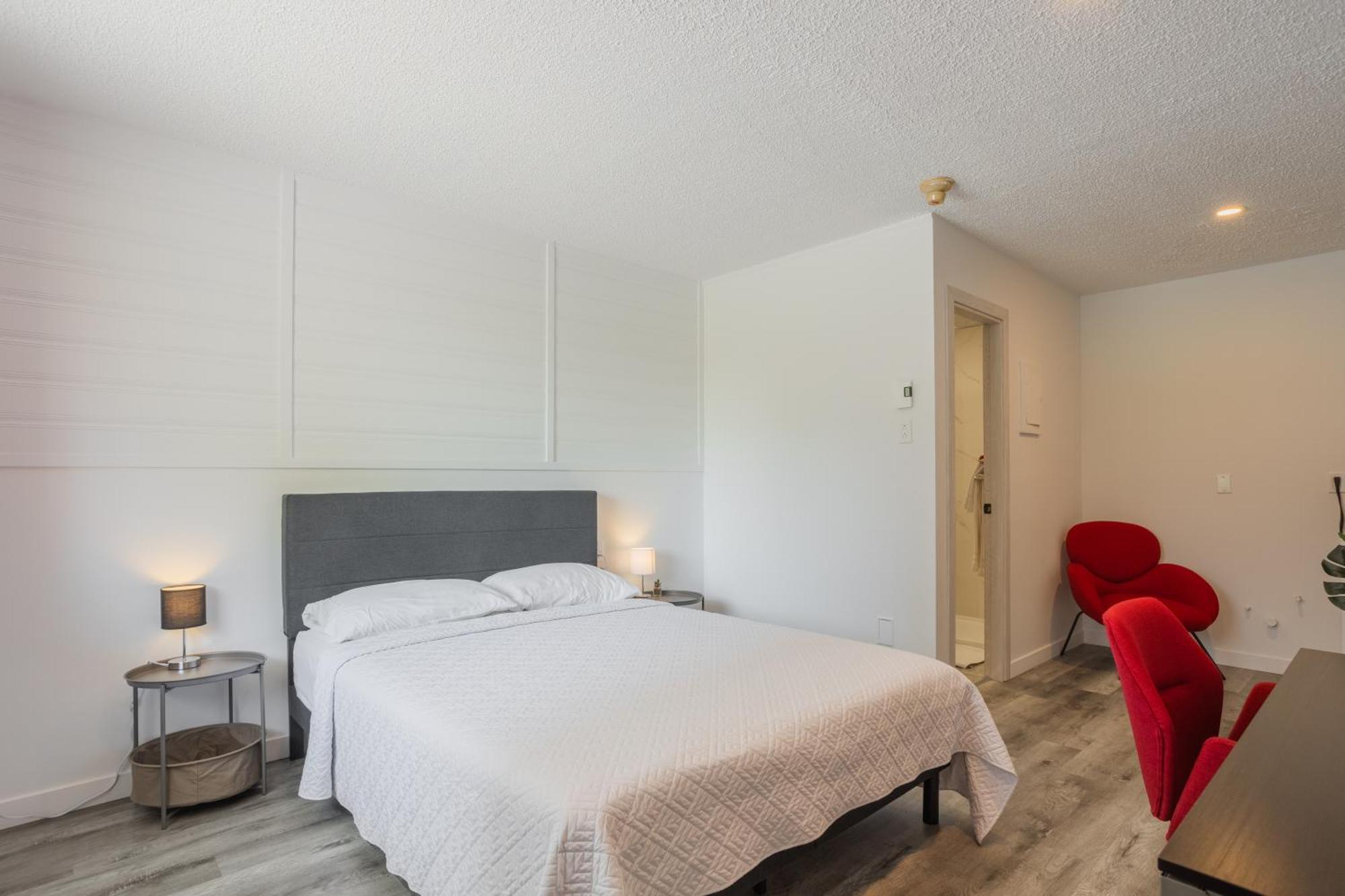 Motel Champlain ブロサード エクステリア 写真