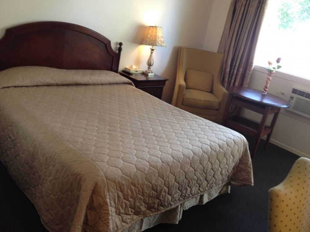 Motel Champlain ブロサード エクステリア 写真