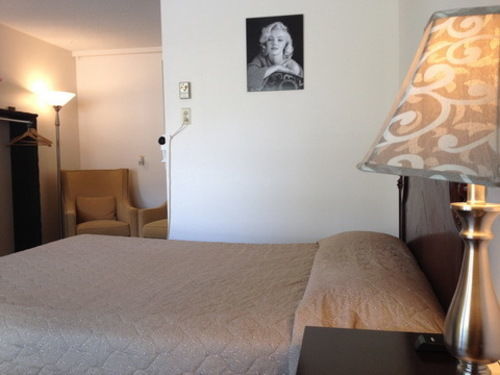 Motel Champlain ブロサード エクステリア 写真